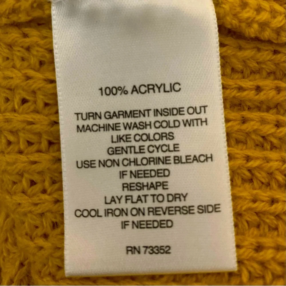 HANNAH Mustard Cable Knit Sweater Grommet Lace Tie Sleeve Accents Size Medium - Picture 9 of 9